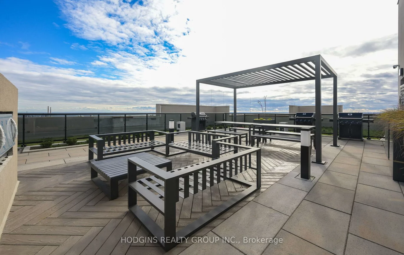 1035, Southdown, Clarkson, Mississauga