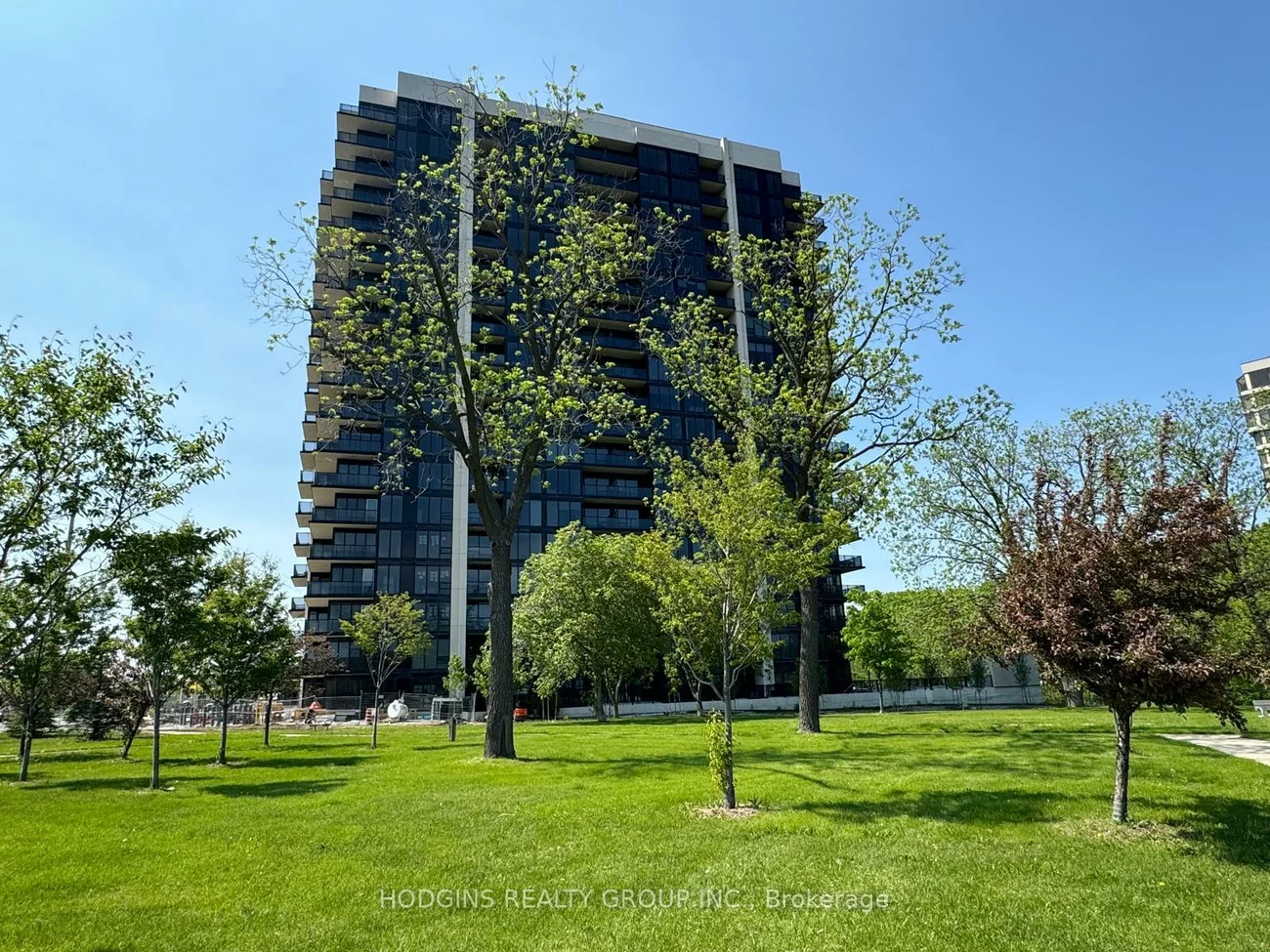 1035, Southdown, Clarkson, Mississauga