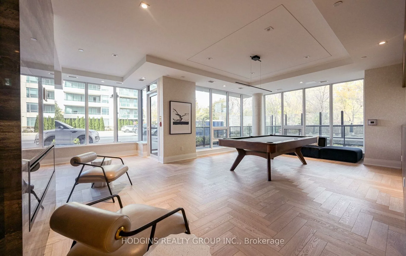 1035, Southdown, Clarkson, Mississauga