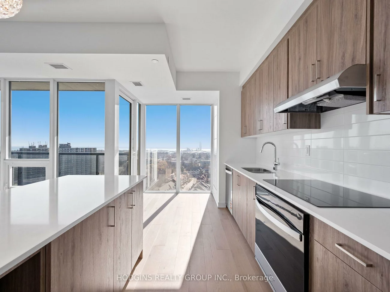 1035, Southdown, Clarkson, Mississauga