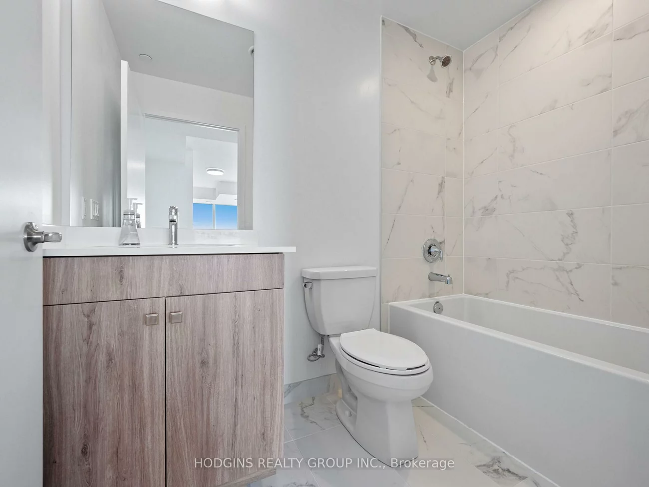 1035, Southdown, Clarkson, Mississauga