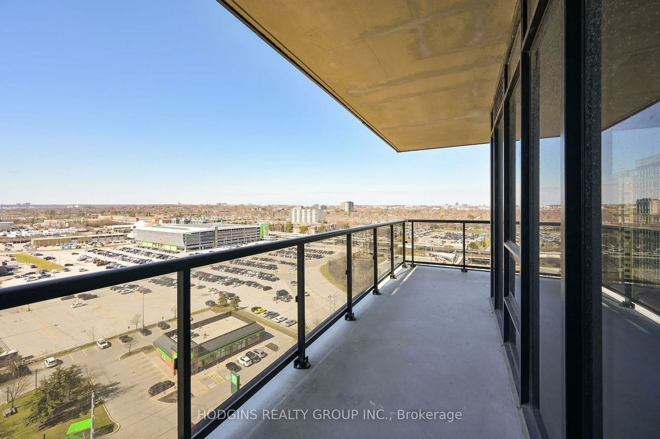 1035, Southdown, Clarkson, Mississauga