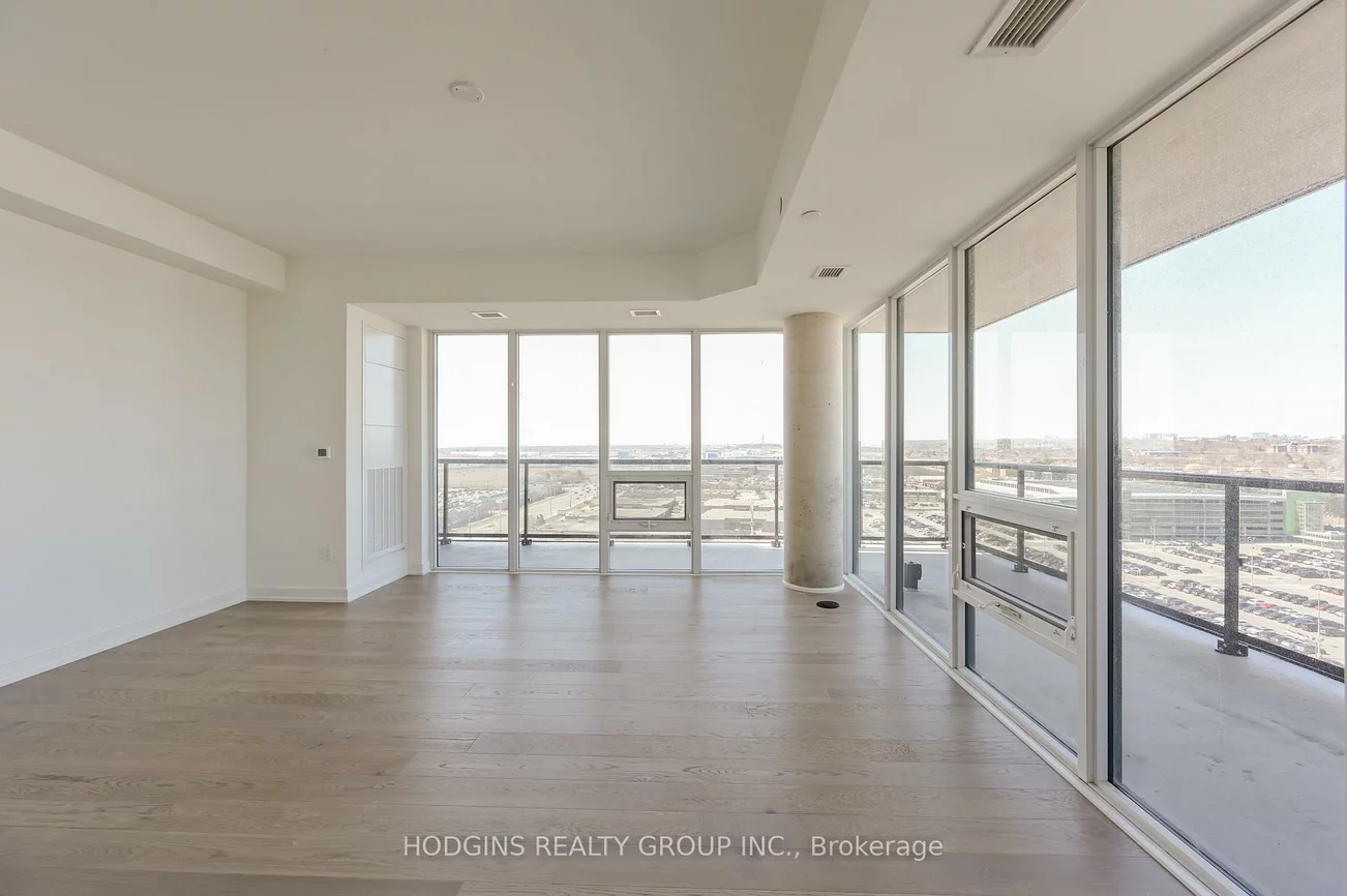 1035, Southdown, Clarkson, Mississauga