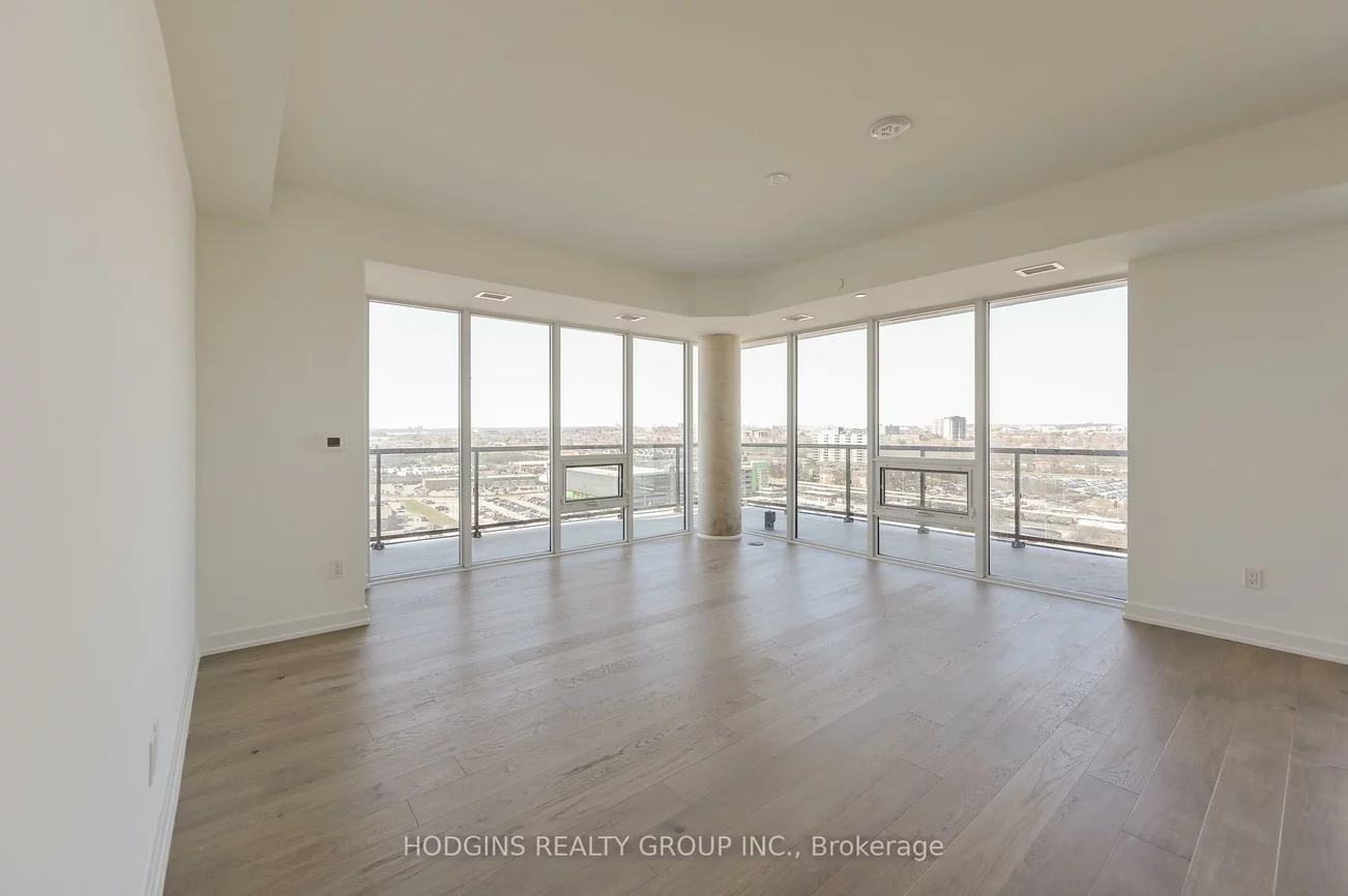 1035, Southdown, Clarkson, Mississauga