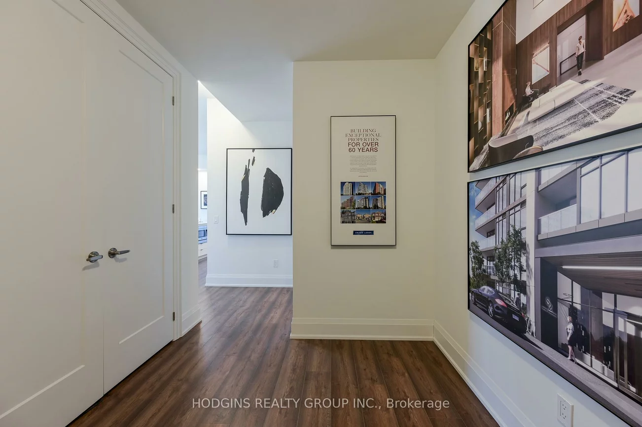 1035, Southdown, Clarkson, Mississauga