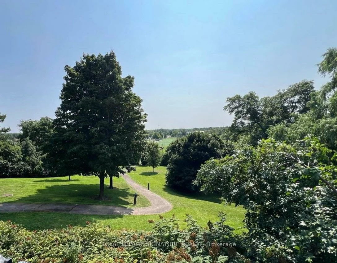 880, Dundas, Erindale, Mississauga