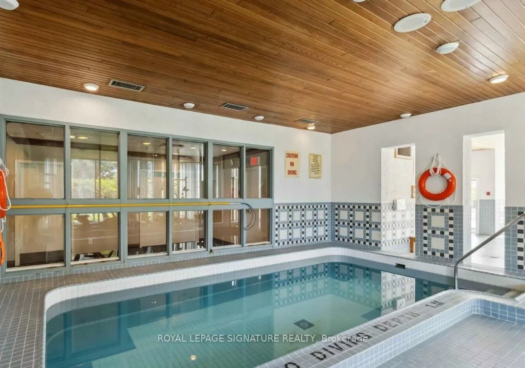 880, Dundas, Erindale, Mississauga