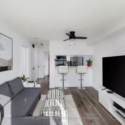 880, Dundas, Erindale, Mississauga