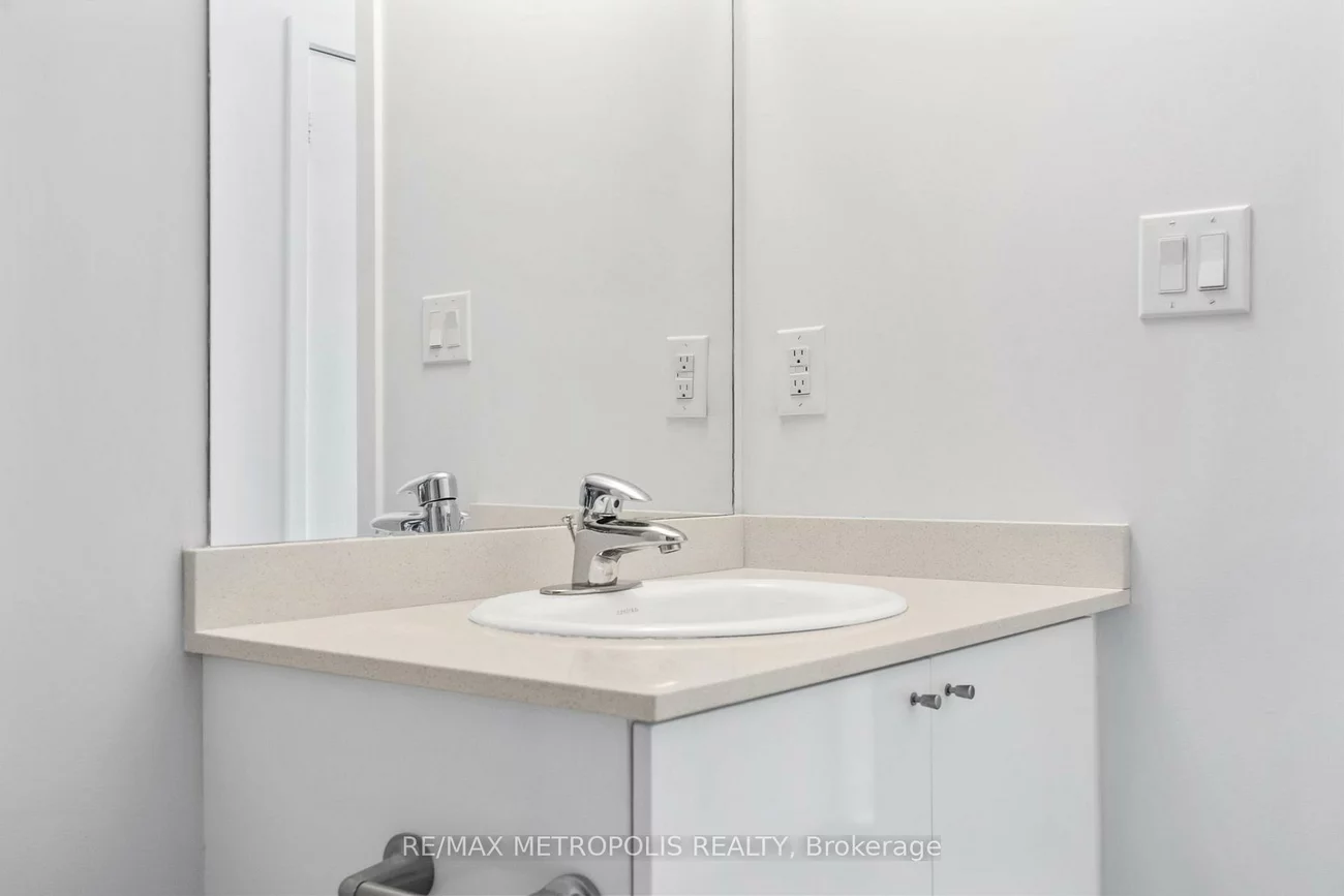 3985, Grand Park, City Centre, Mississauga