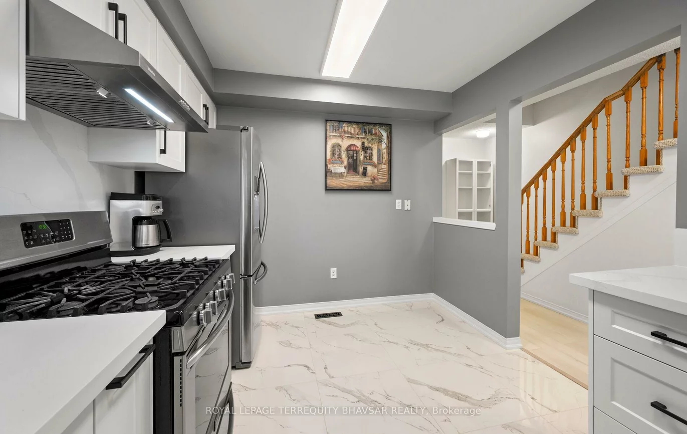 6830, Meadowvale Town Centre, Meadowvale, Mississauga