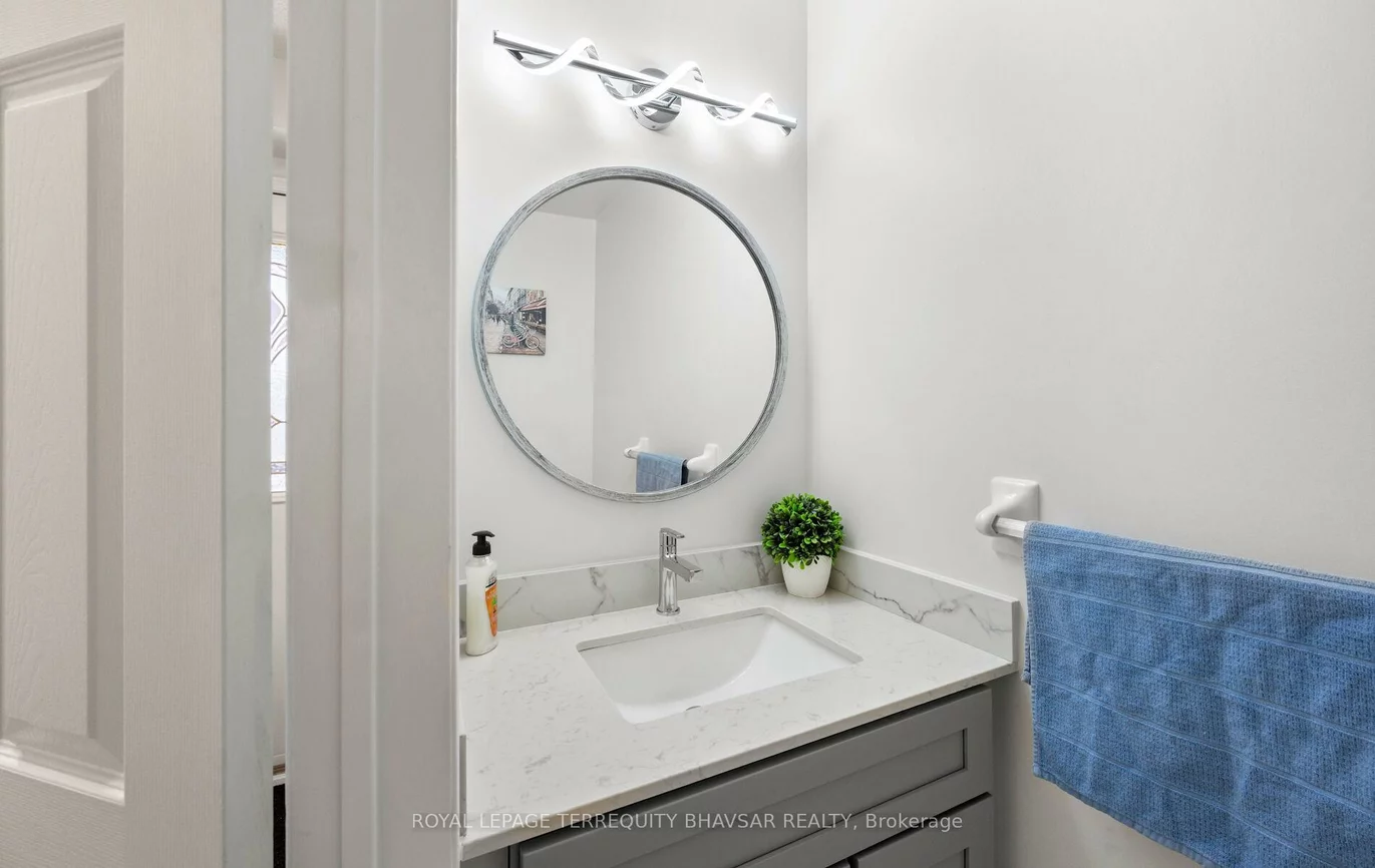 6830, Meadowvale Town Centre, Meadowvale, Mississauga