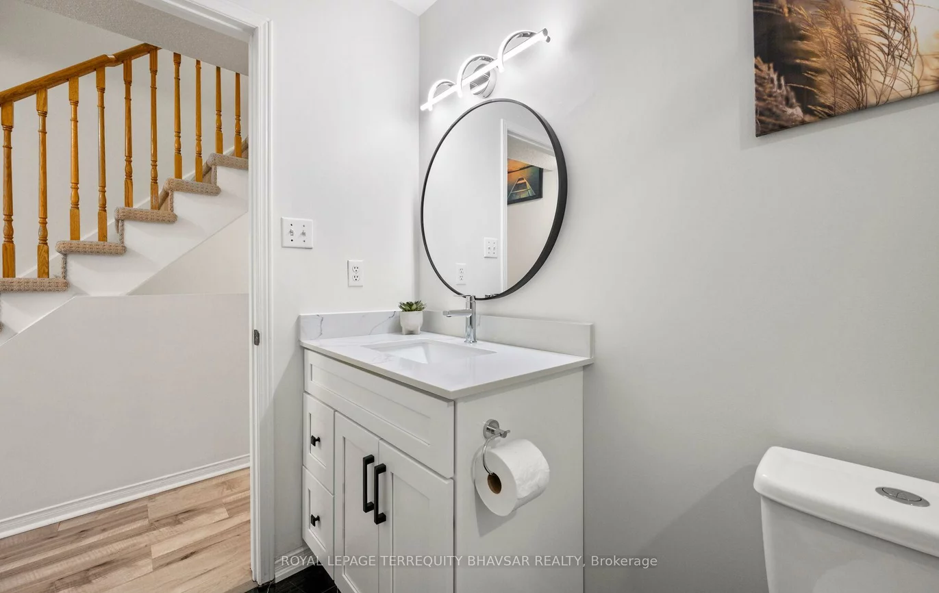 6830, Meadowvale Town Centre, Meadowvale, Mississauga