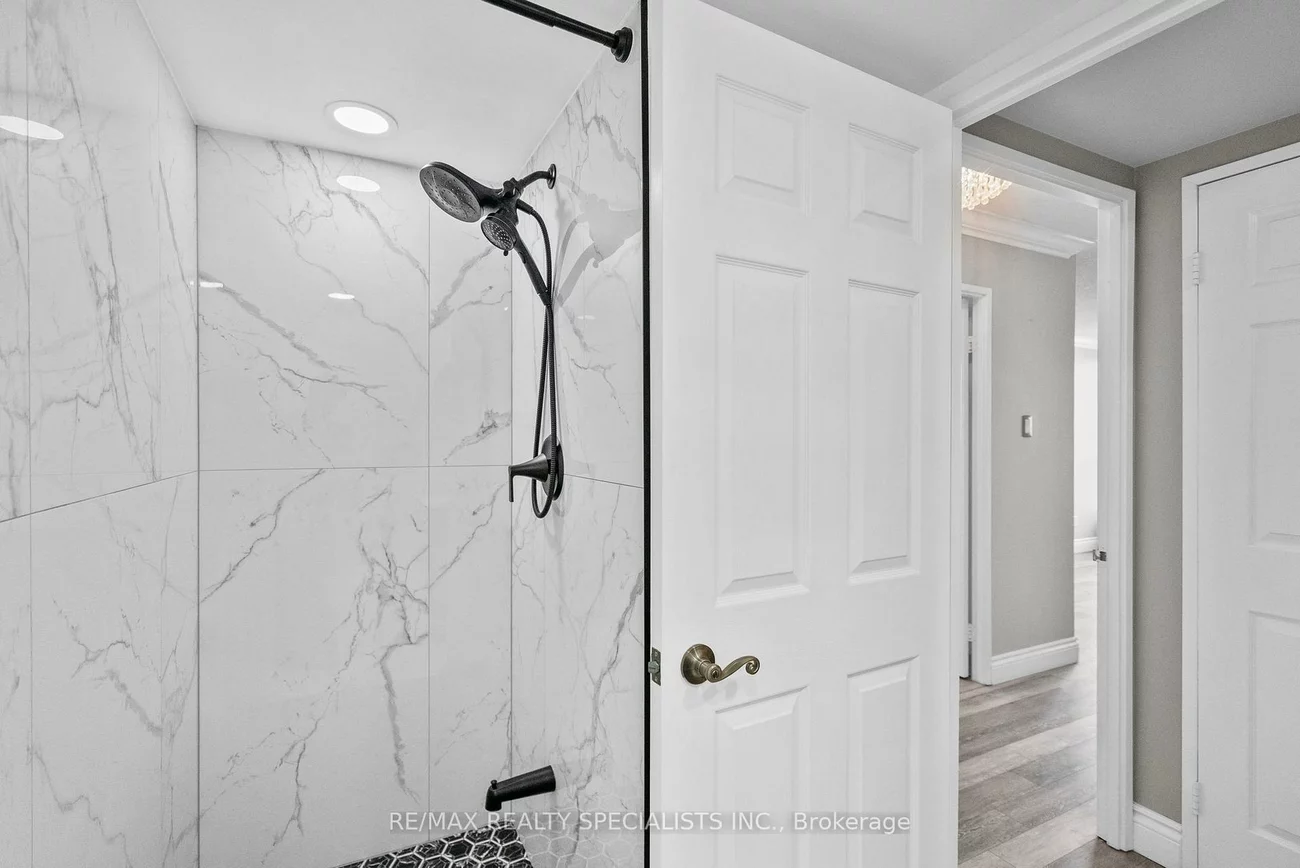 4460, Tucana, Hurontario, Mississauga