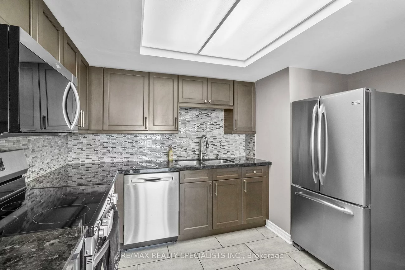 4460, Tucana, Hurontario, Mississauga