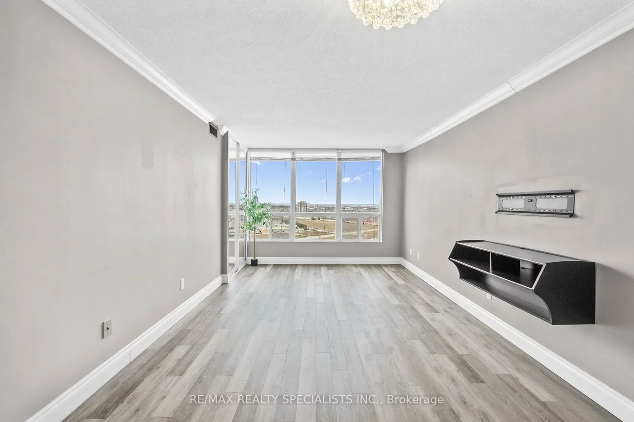 4460, Tucana, Hurontario, Mississauga