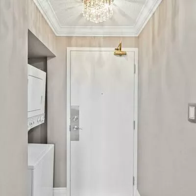 4460, Tucana, Hurontario, Mississauga