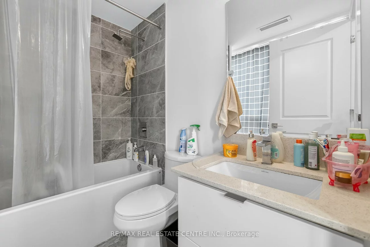 30, Elm, Fairview, Mississauga