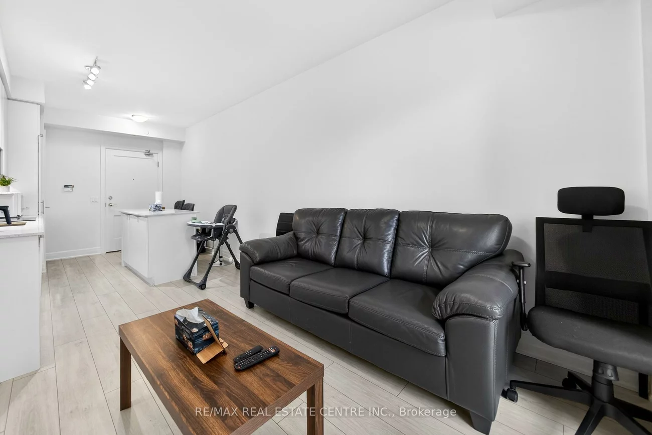 30, Elm, Fairview, Mississauga