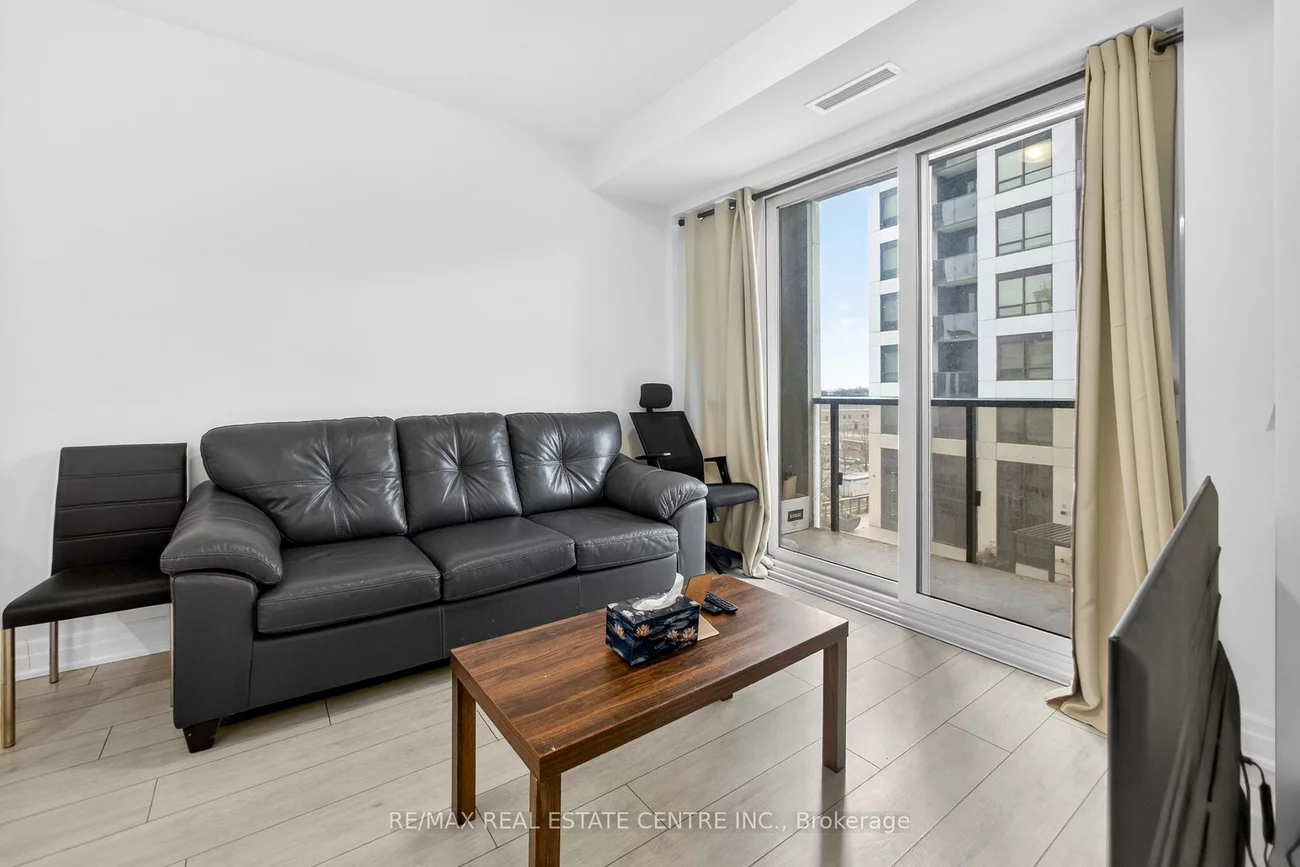 30, Elm, Fairview, Mississauga
