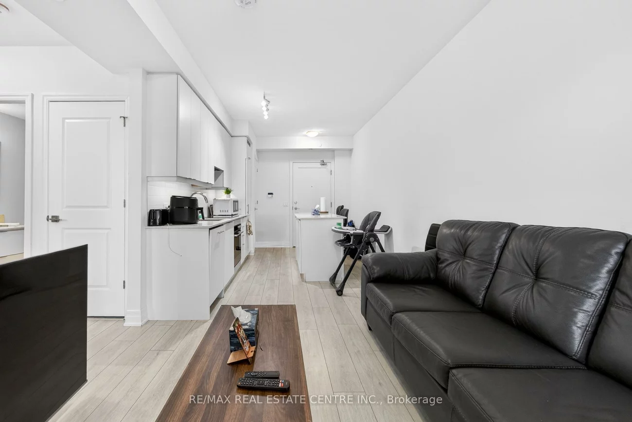 30, Elm, Fairview, Mississauga