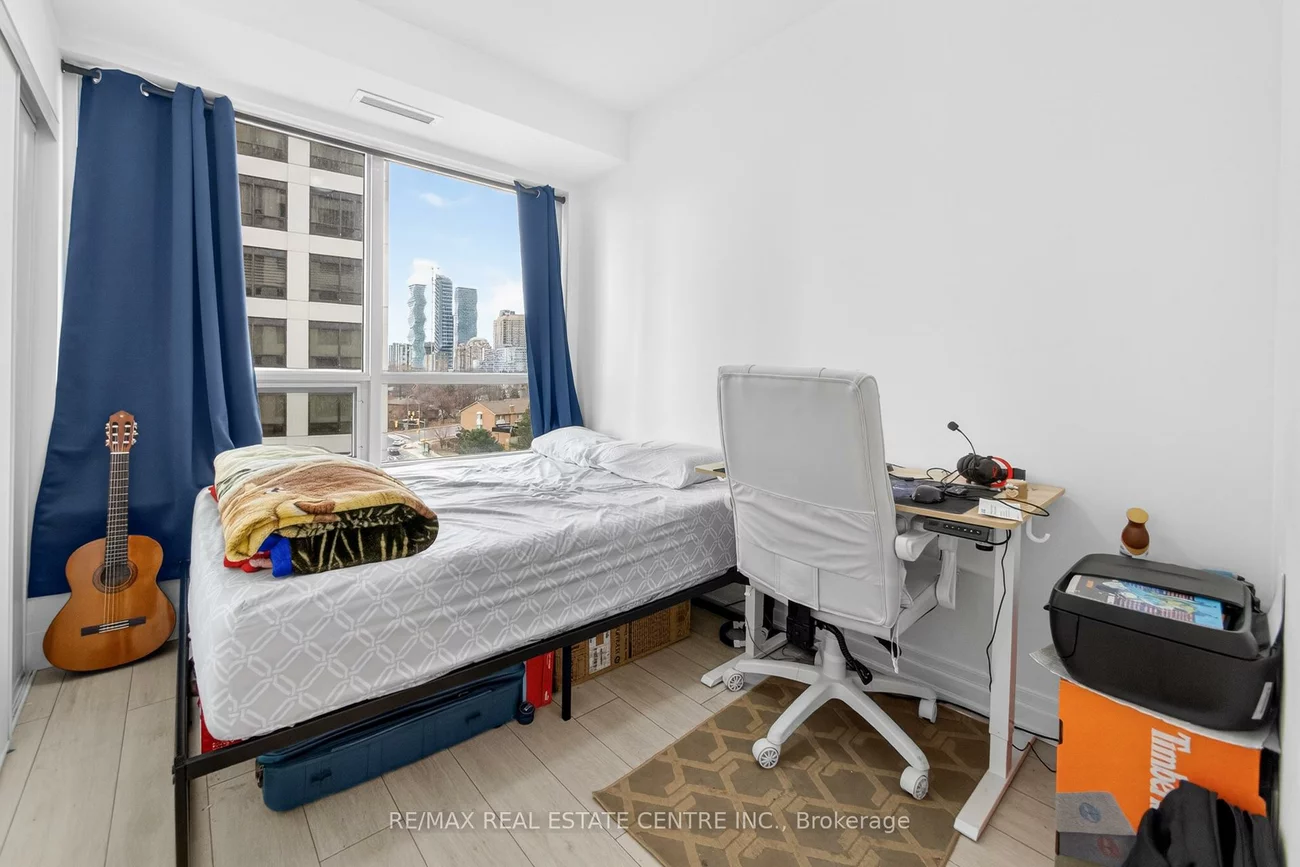 30, Elm, Fairview, Mississauga