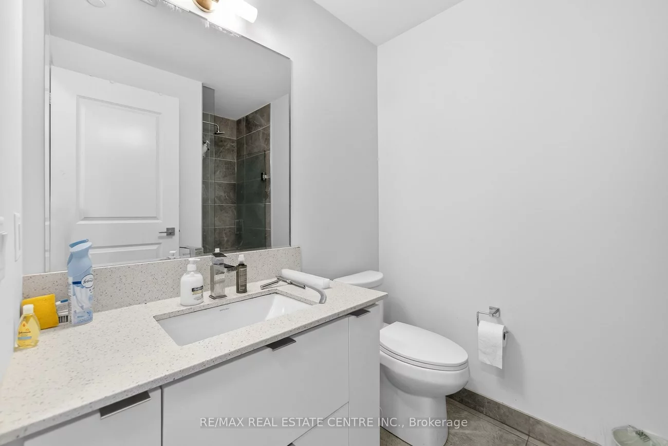 30, Elm, Fairview, Mississauga
