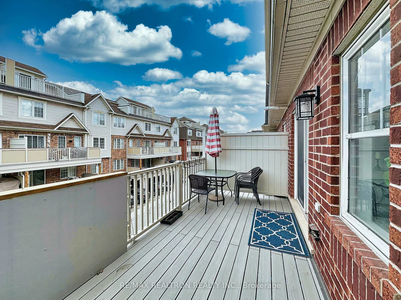 750, Neighbourhood, Cooksville, Mississauga