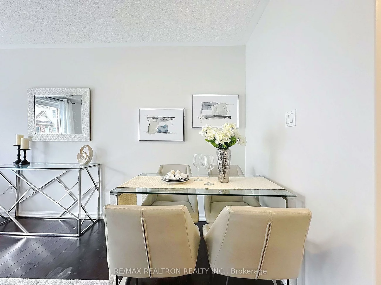 750, Neighbourhood, Cooksville, Mississauga