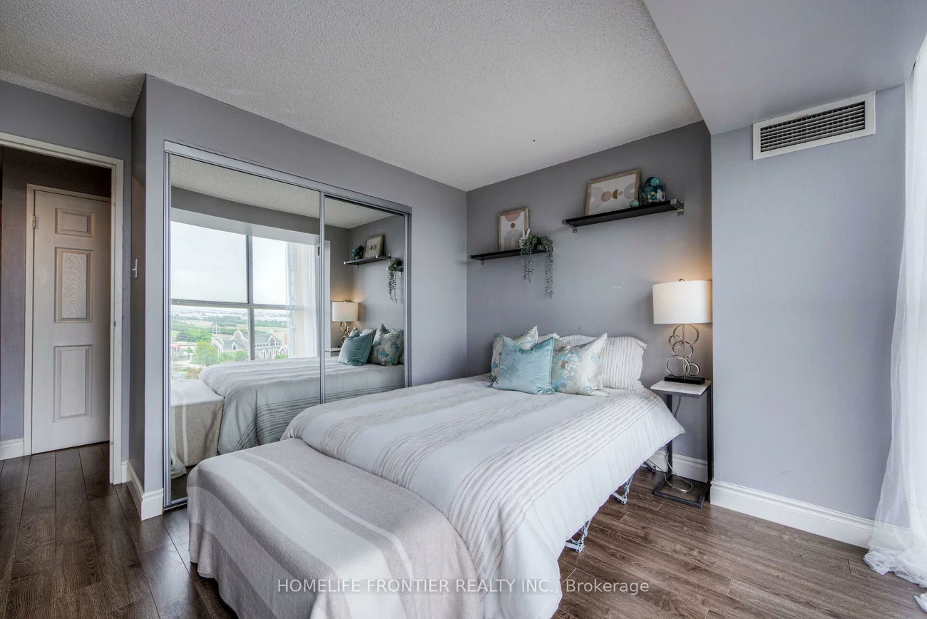 35, Trailwood, Hurontario, Mississauga