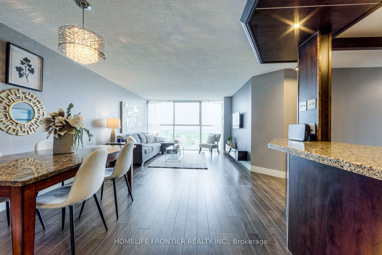 35, Trailwood, Hurontario, Mississauga