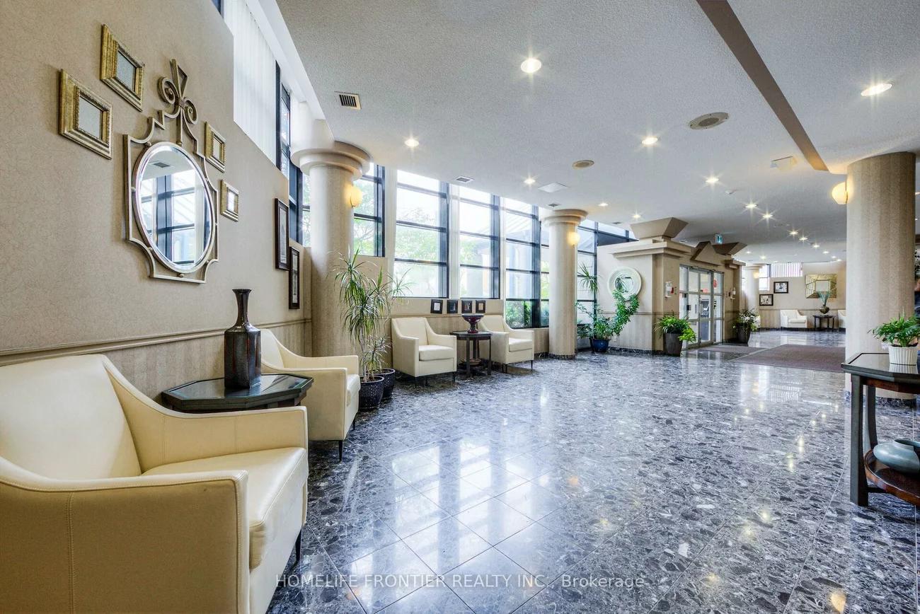 35, Trailwood, Hurontario, Mississauga