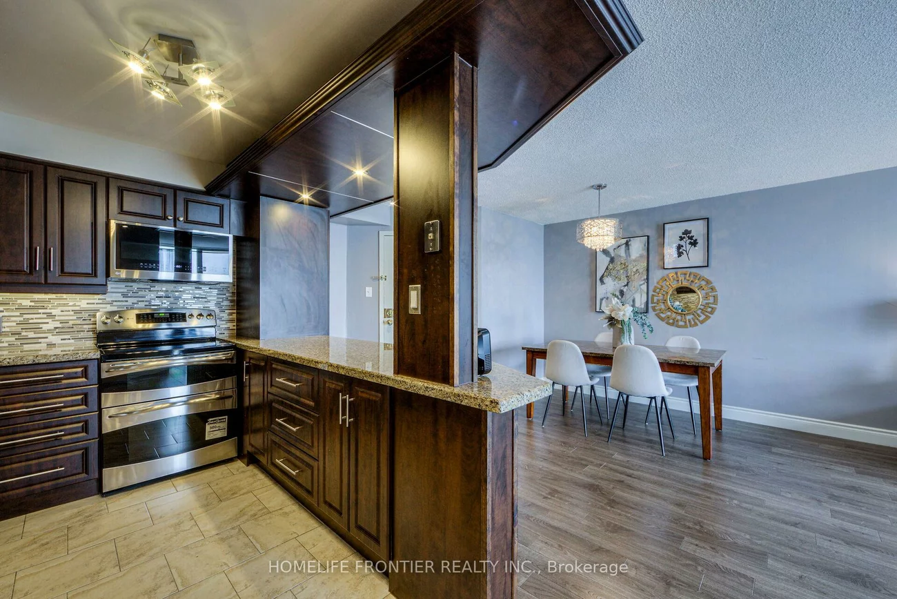 35, Trailwood, Hurontario, Mississauga