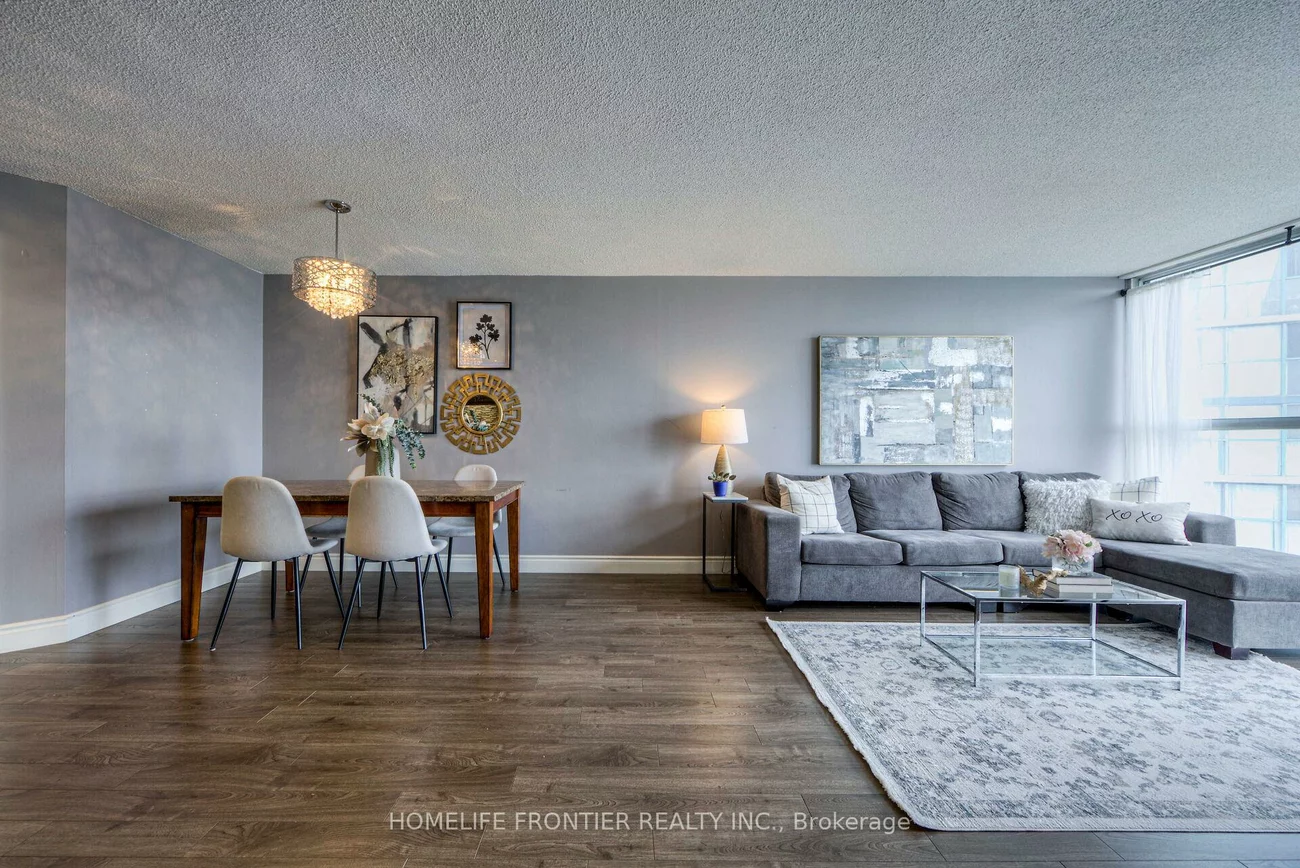 35, Trailwood, Hurontario, Mississauga