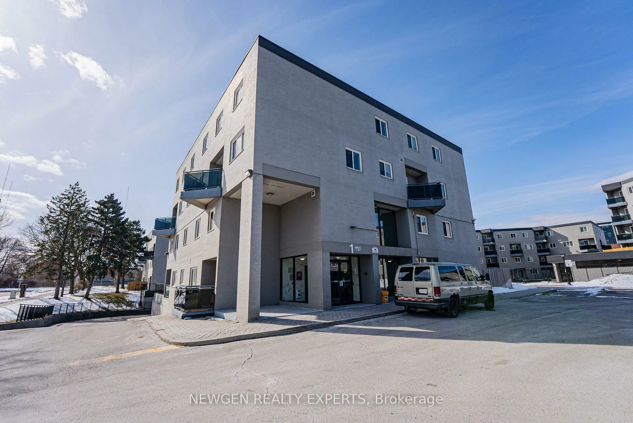 2001, Bonnymede, Clarkson, Mississauga