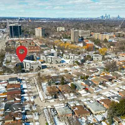 2001, Bonnymede, Clarkson, Mississauga