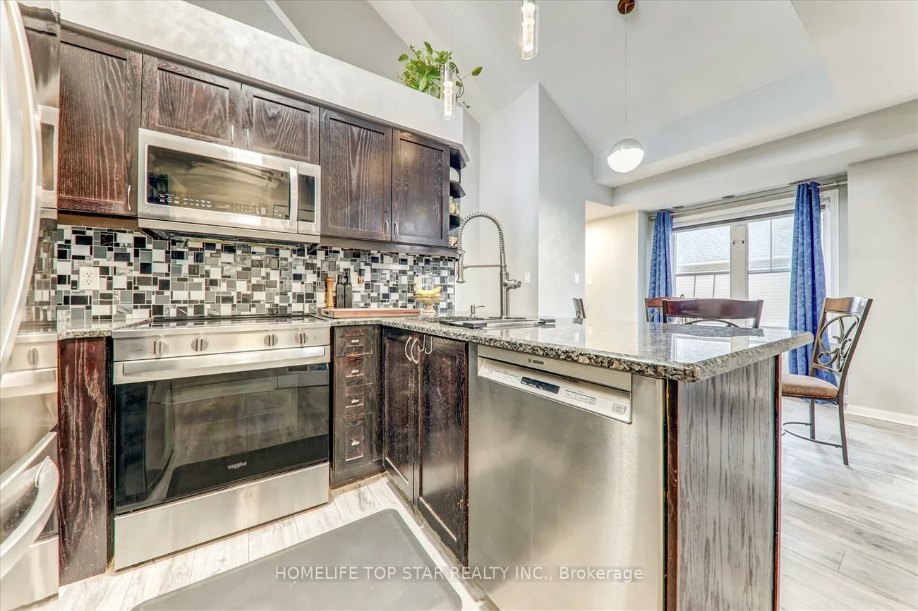 710, Neighbourhood, Cooksville, Mississauga