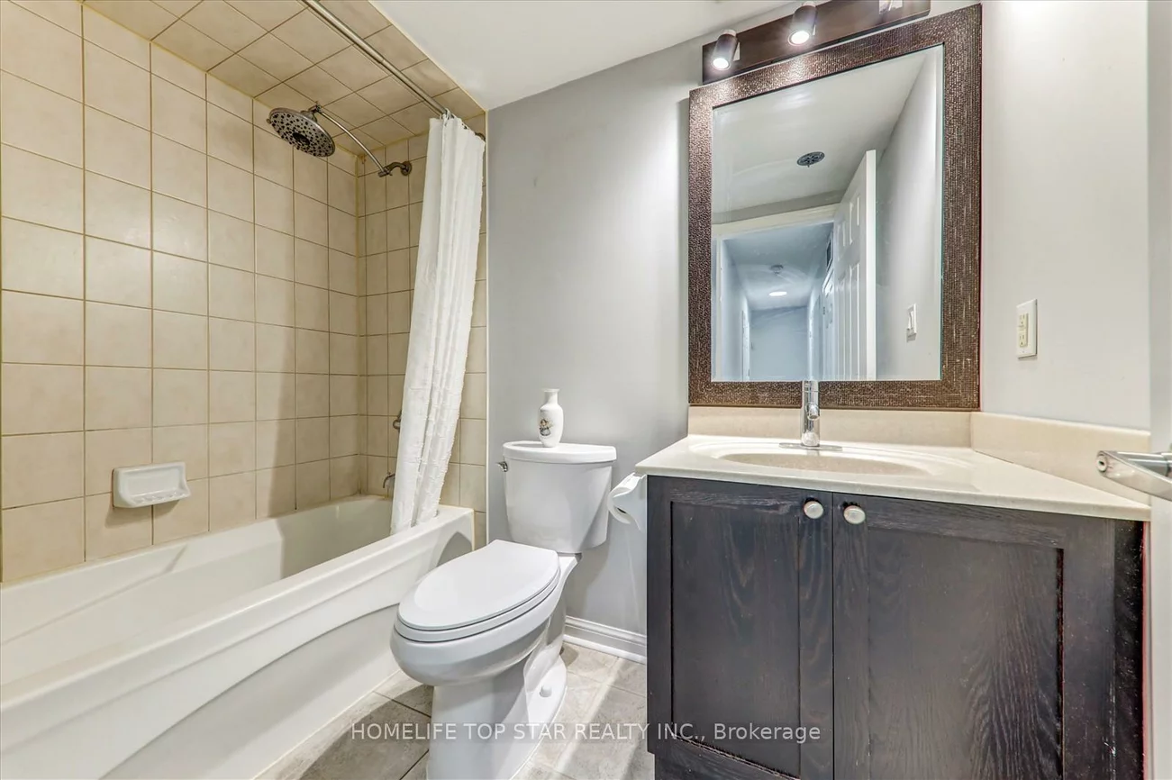 710, Neighbourhood, Cooksville, Mississauga