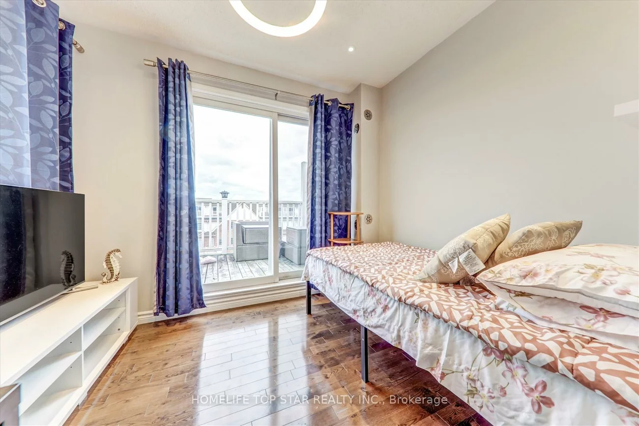 710, Neighbourhood, Cooksville, Mississauga