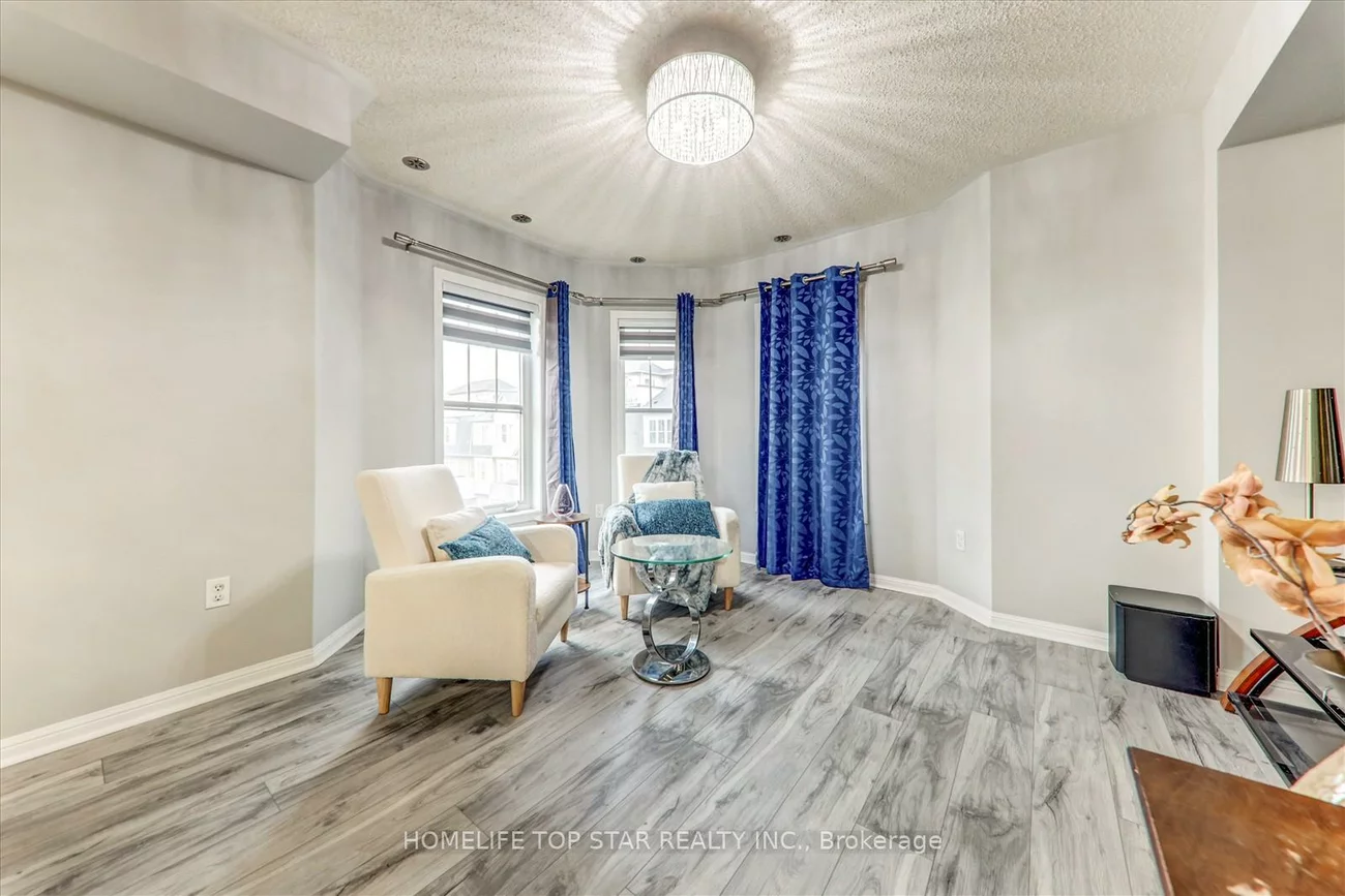 710, Neighbourhood, Cooksville, Mississauga