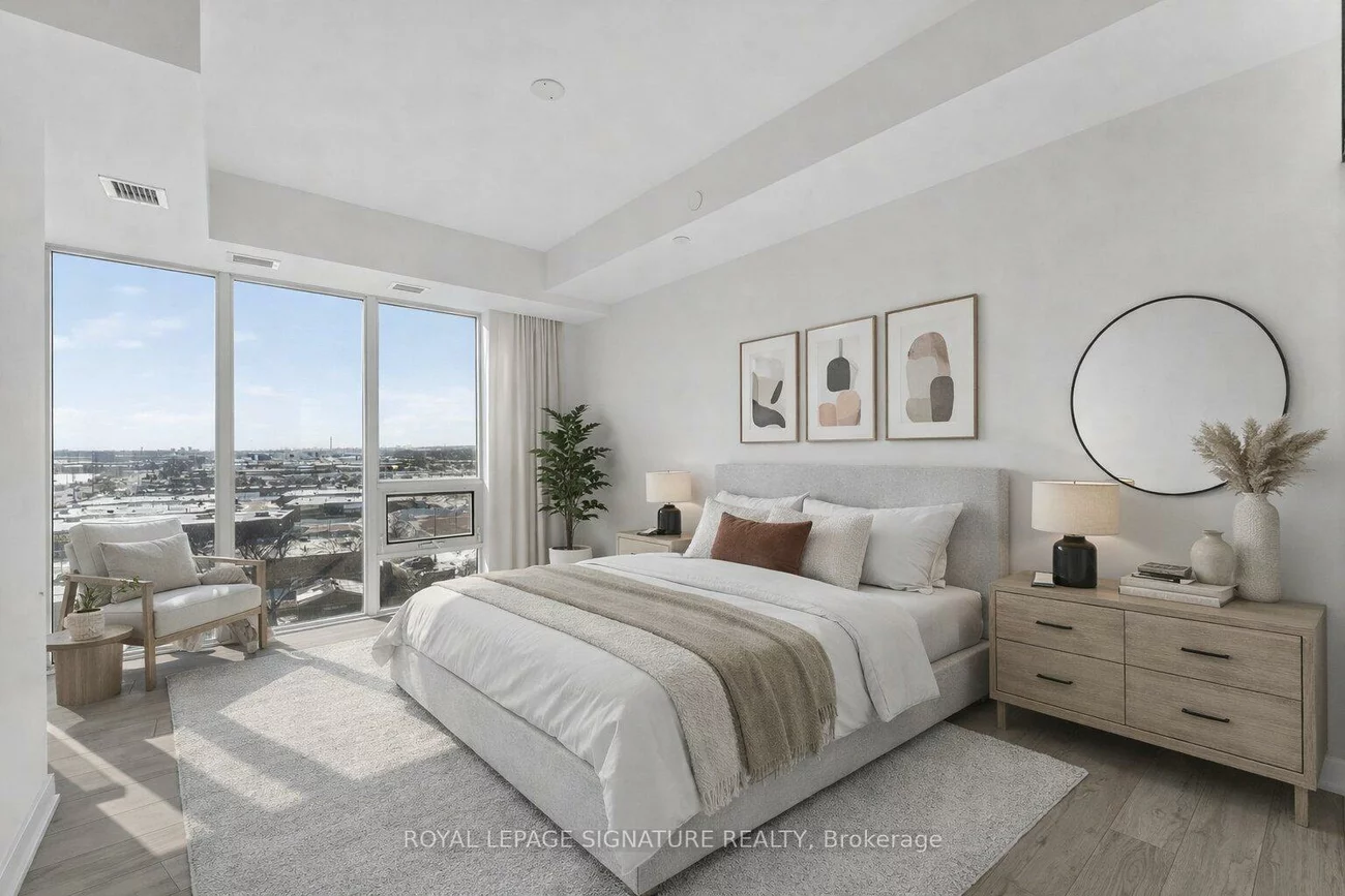 1035, Southdown, Clarkson, Mississauga