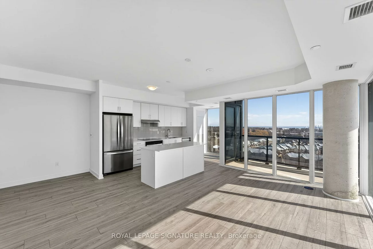 1035, Southdown, Clarkson, Mississauga