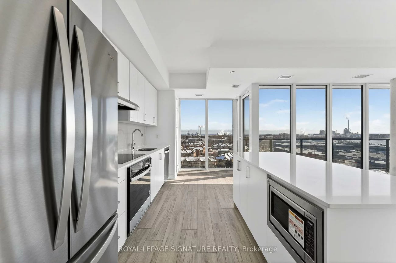 1035, Southdown, Clarkson, Mississauga