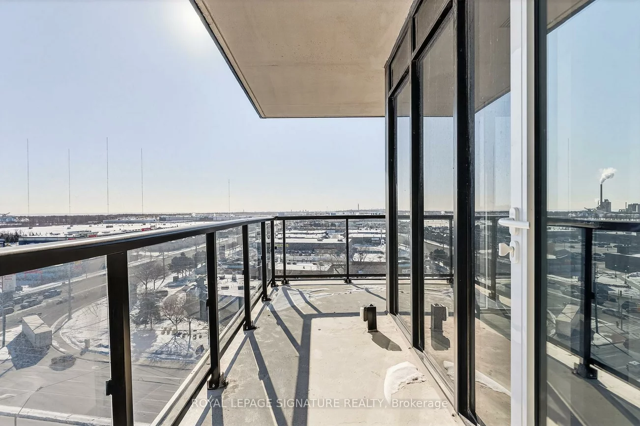 1035, Southdown, Clarkson, Mississauga