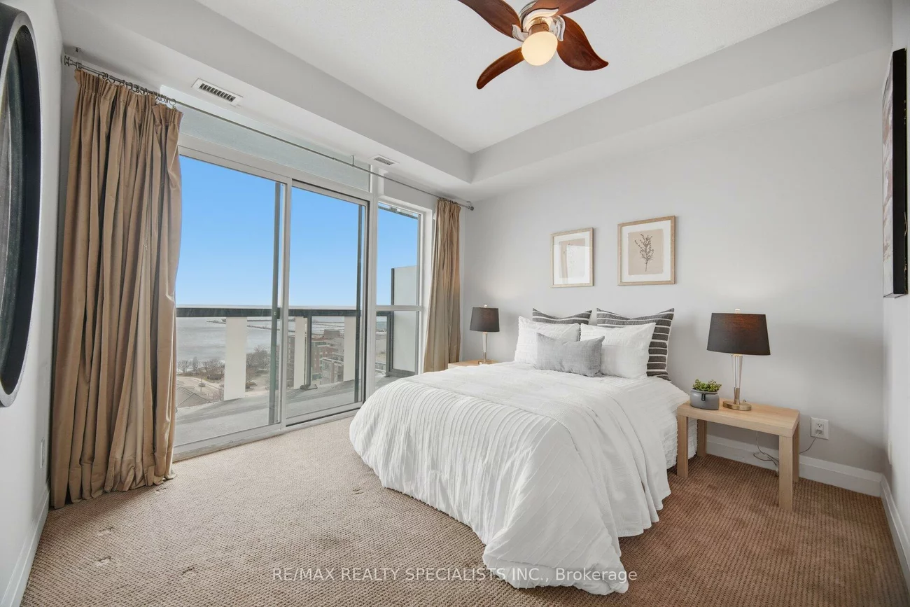 1, Hurontario, Port Credit, Mississauga