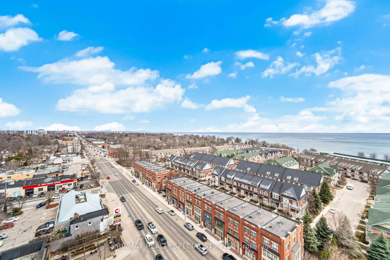 1, Hurontario, Port Credit, Mississauga