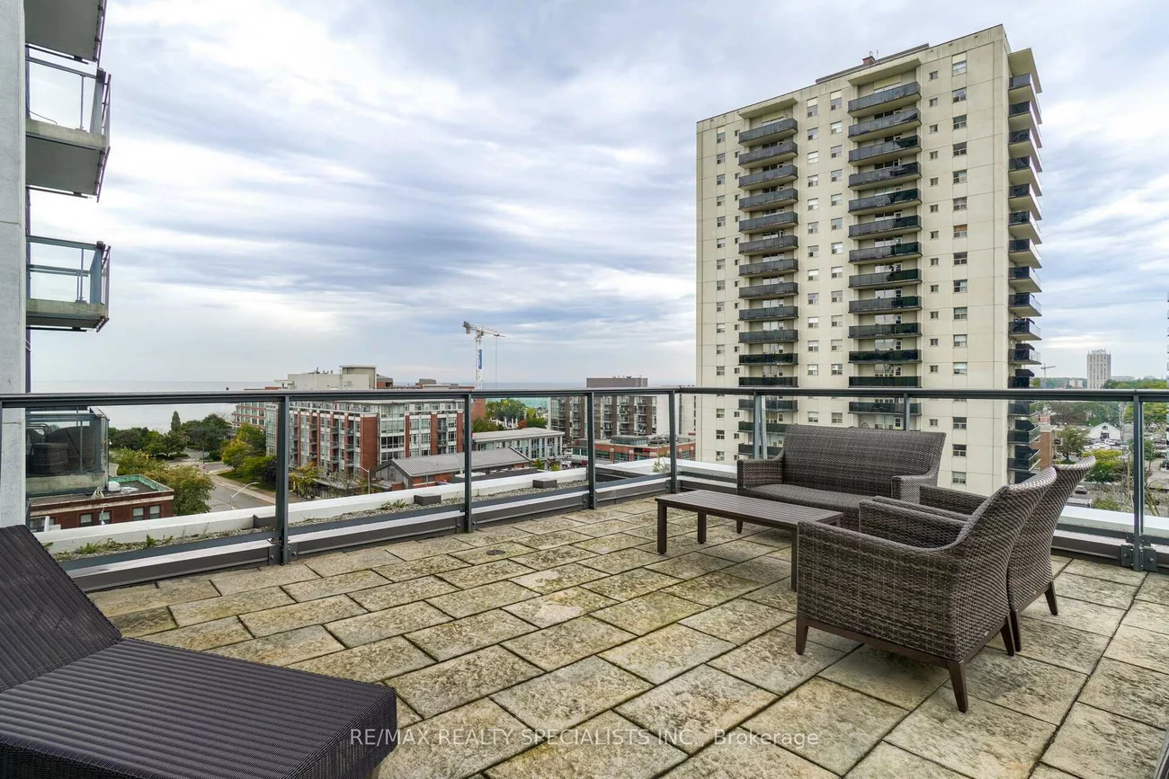 1, Hurontario, Port Credit, Mississauga