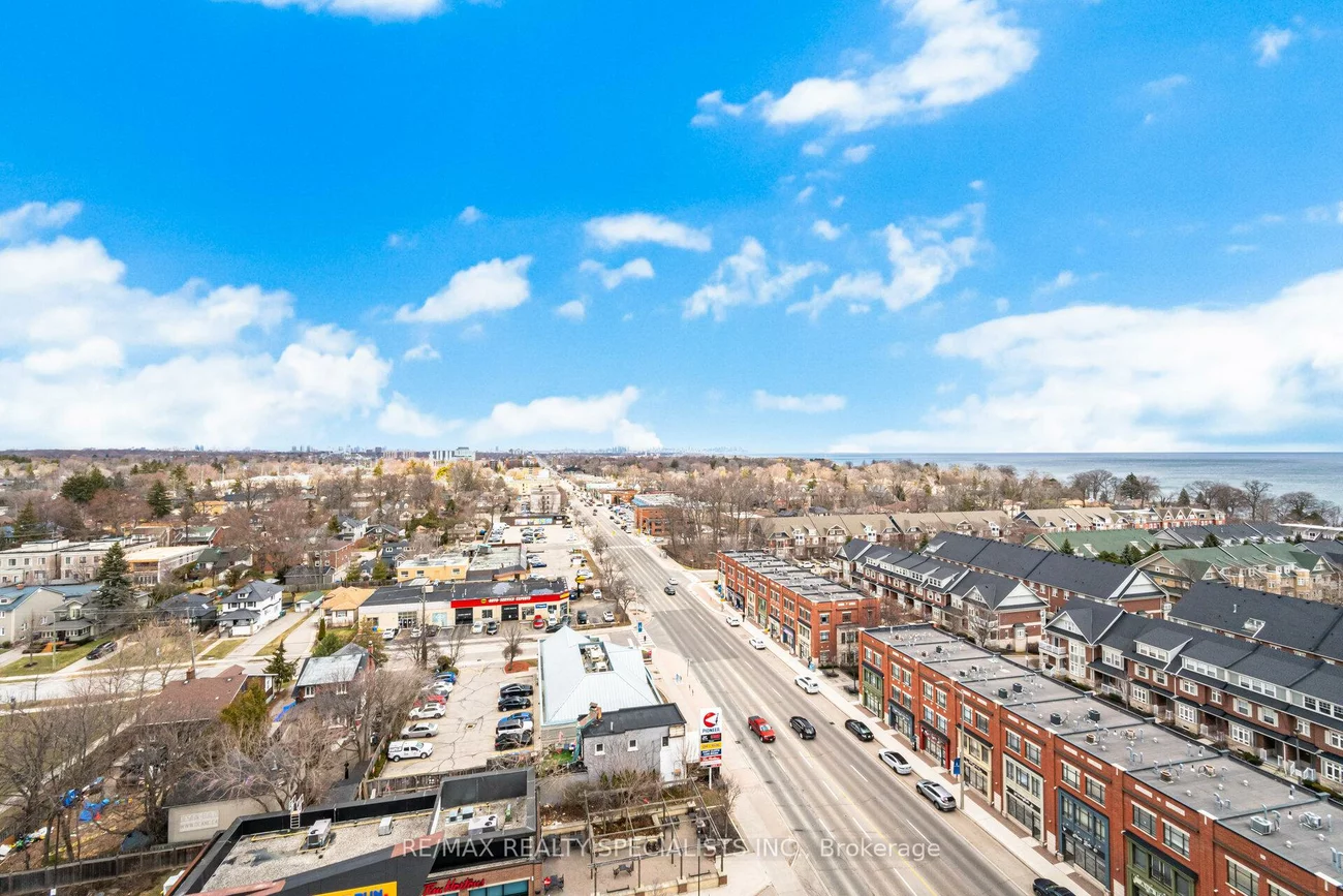 1, Hurontario, Port Credit, Mississauga