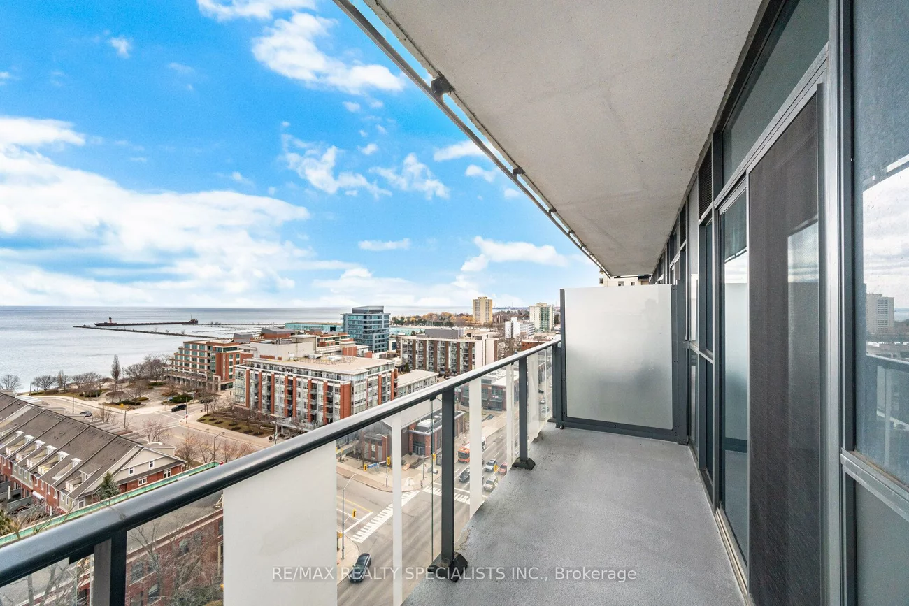 1, Hurontario, Port Credit, Mississauga