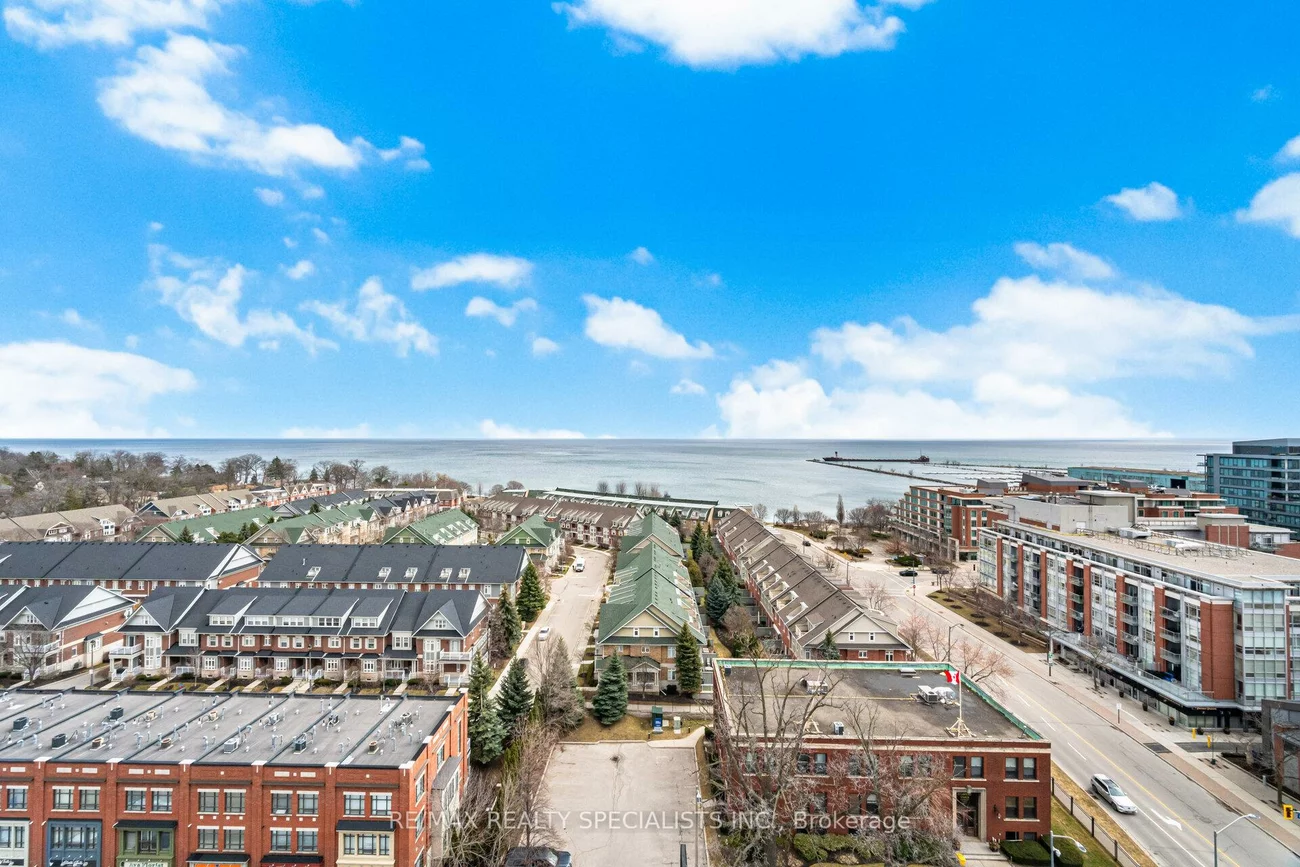 1, Hurontario, Port Credit, Mississauga