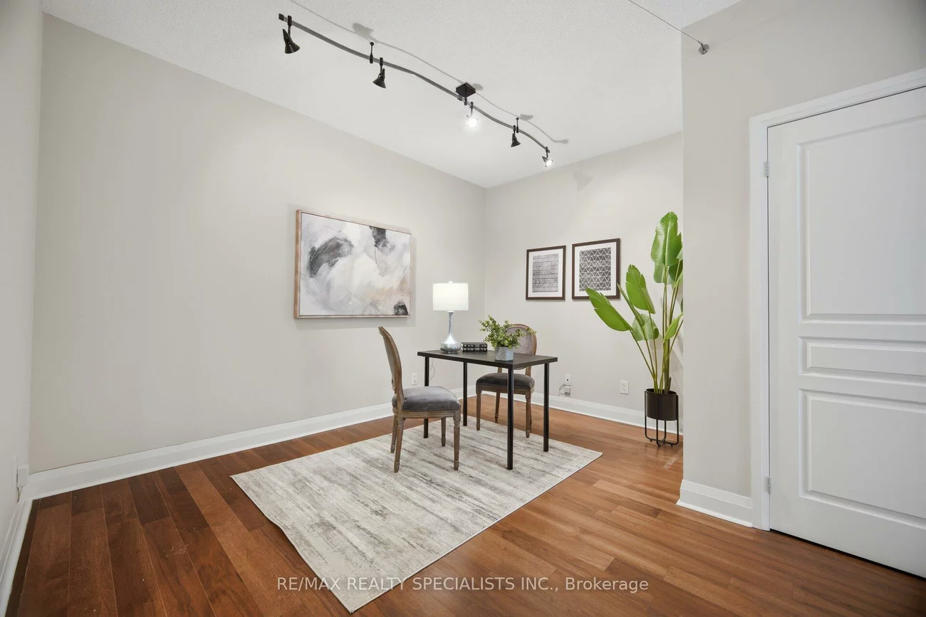 1, Hurontario, Port Credit, Mississauga